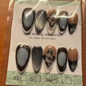 One Beauty One World Press On Nails Medium Almond 3D Floral Cat Eye Grey Taupe